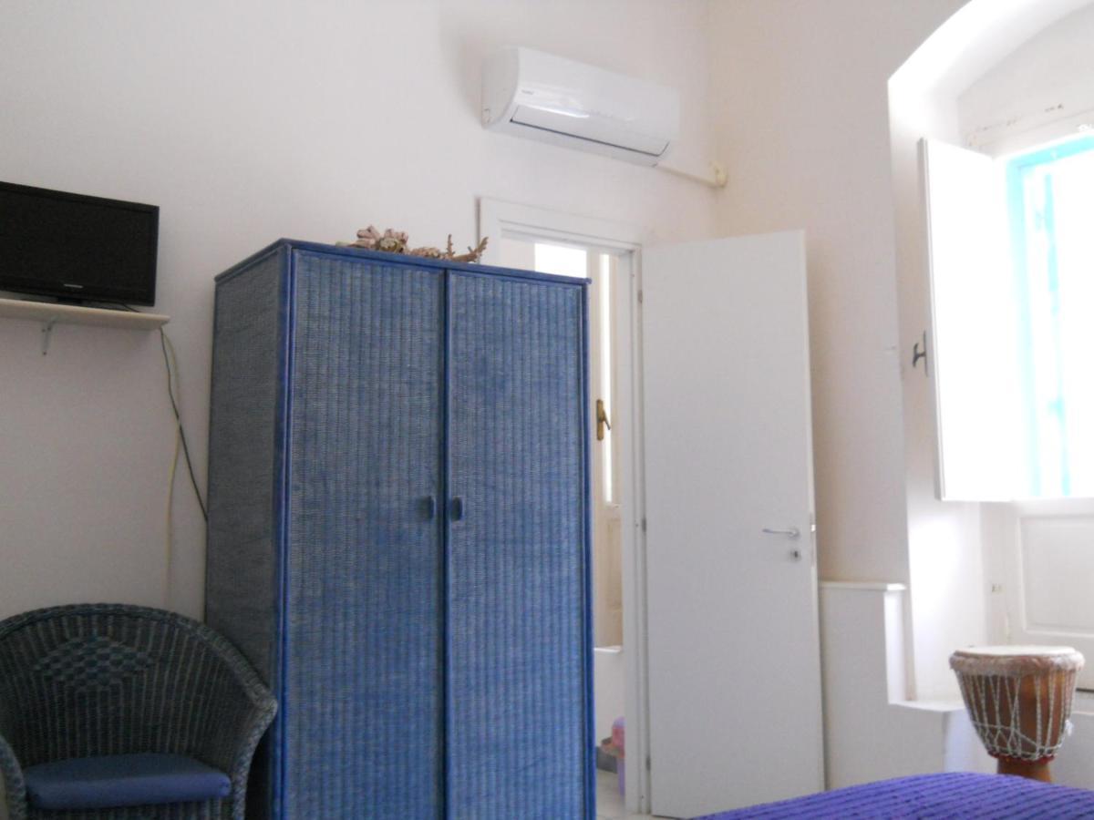 Mediterranea Guesthouse B&B Portopalo Di Capo Passero Exteriör bild