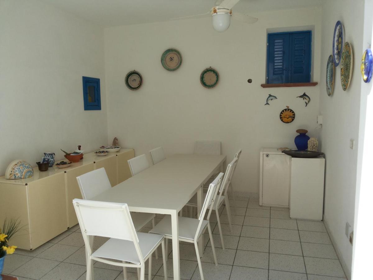 Mediterranea Guesthouse B&B Portopalo Di Capo Passero Exteriör bild