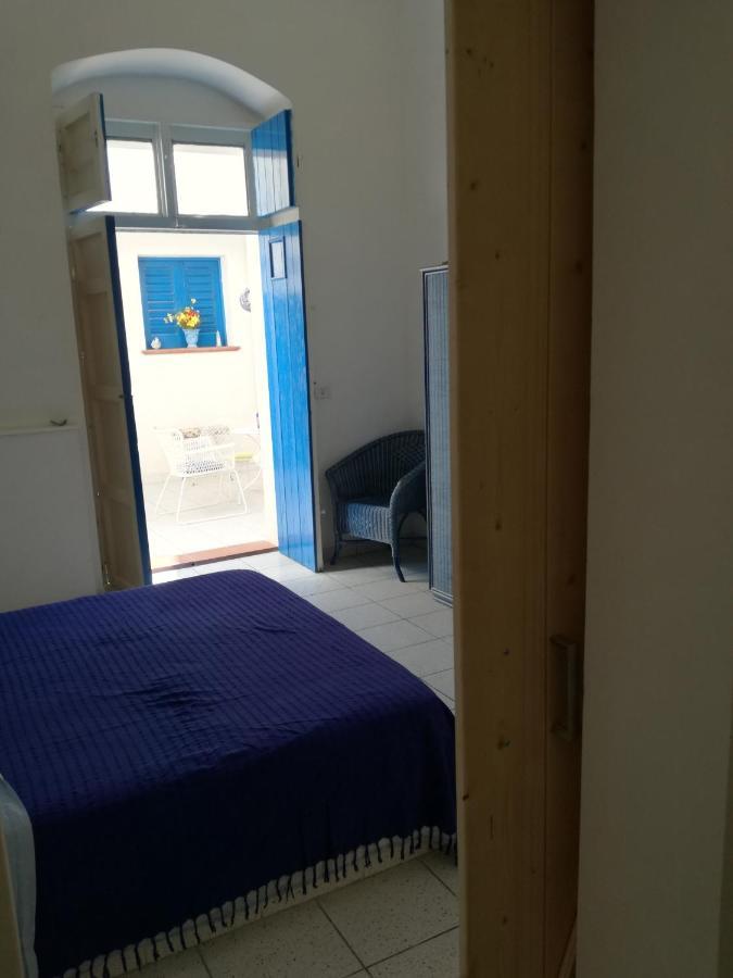 Mediterranea Guesthouse B&B Portopalo Di Capo Passero Exteriör bild